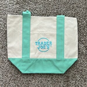 Trader Joe's Mini Canvas Tote in Pastel Green - NWT